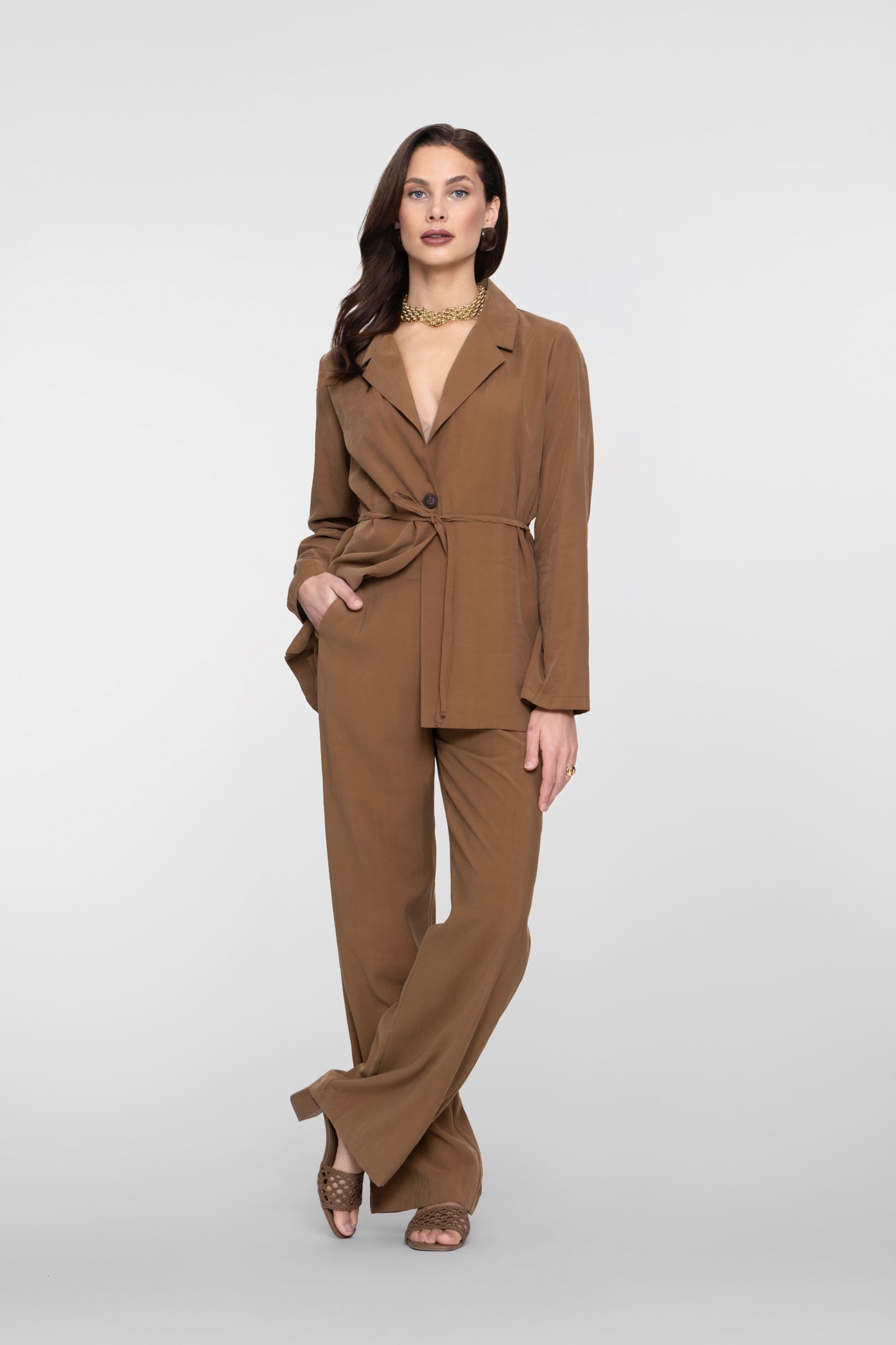 Geisha-Blazer mit Gürtel und Reverskragen
