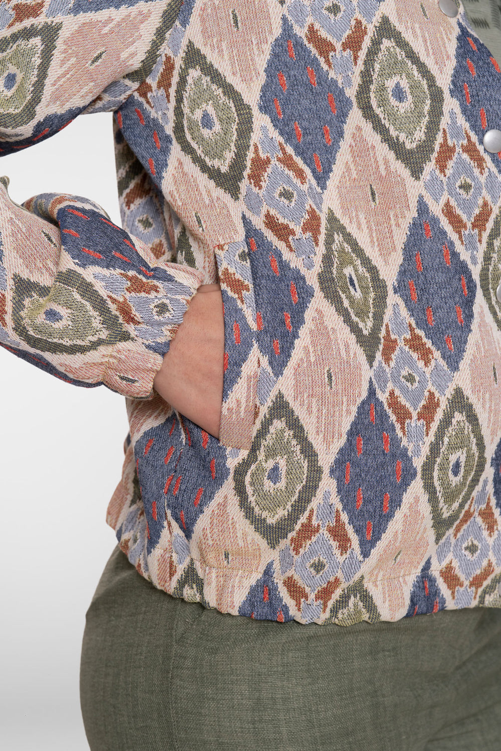 Geisha kurze Jacke mit grafischem Ikat-Print