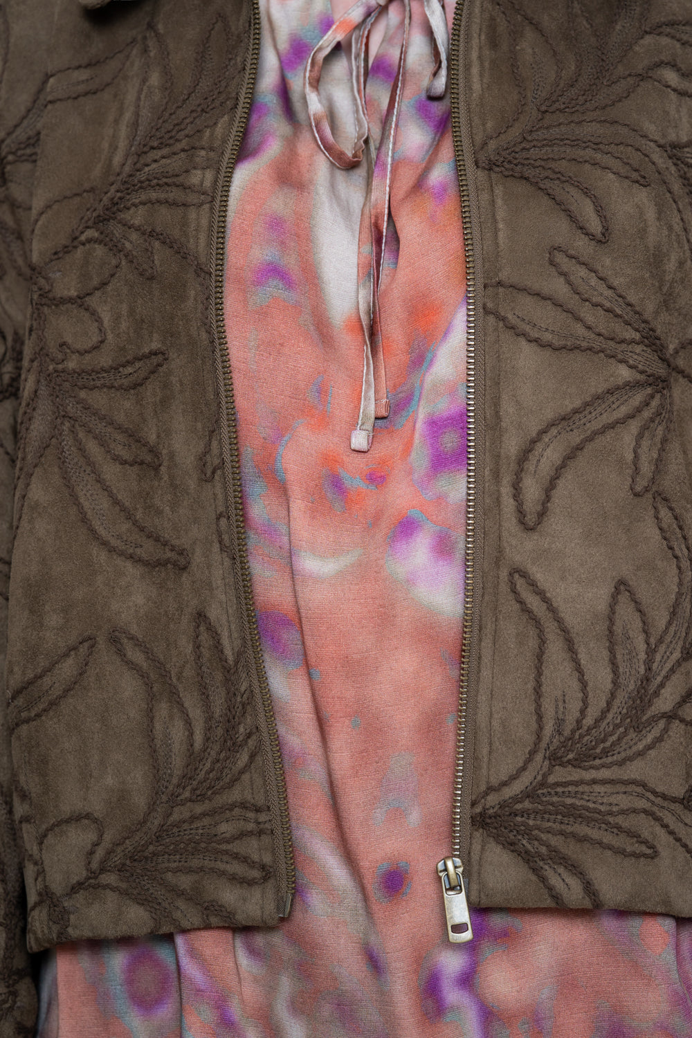 Geisha Jacke in Veloursleder-Optik mit Blumenmuster