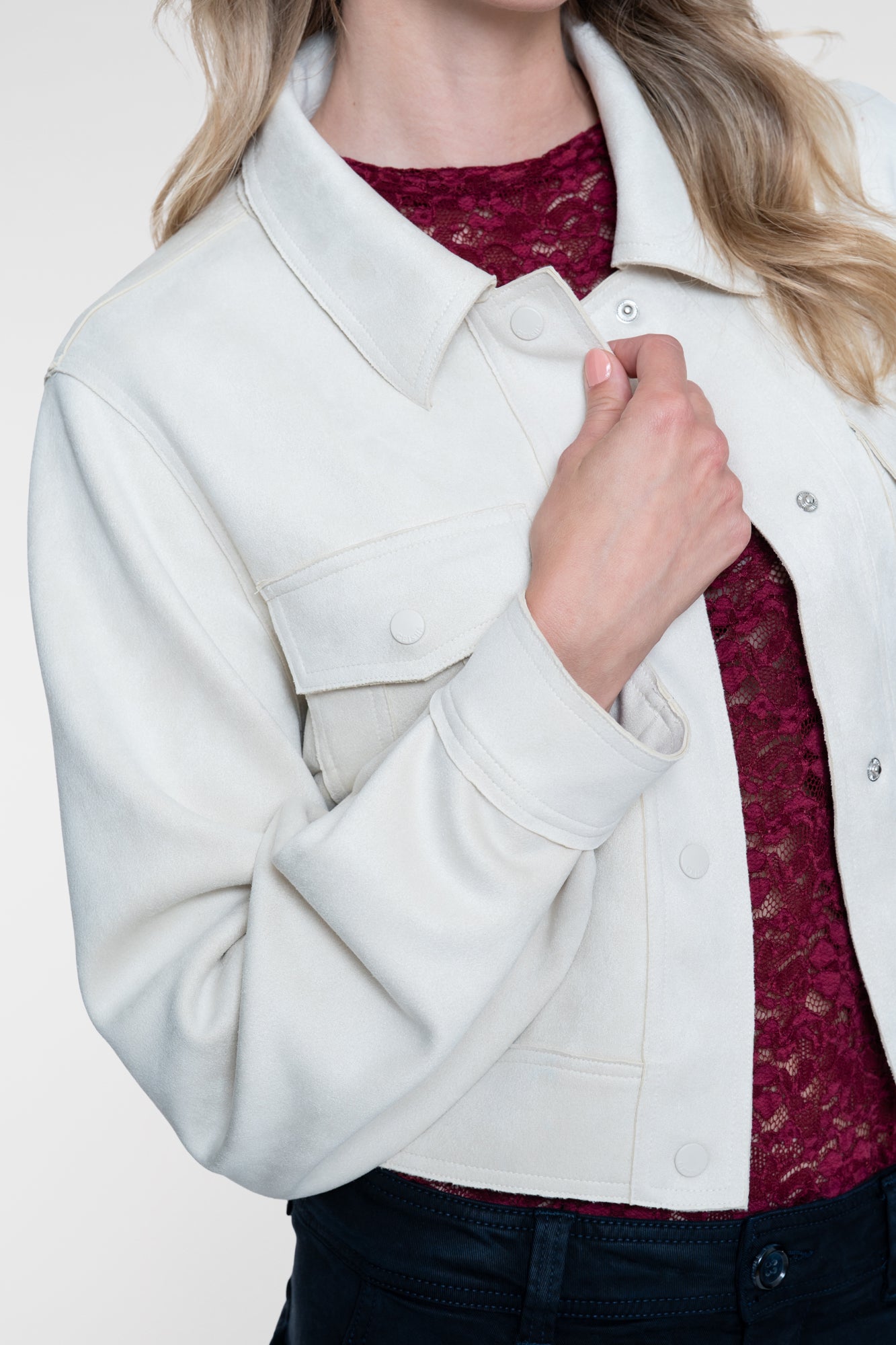 Geisha kurze Jacke in Veloursleder-Optik mit Druckknopfverschluss