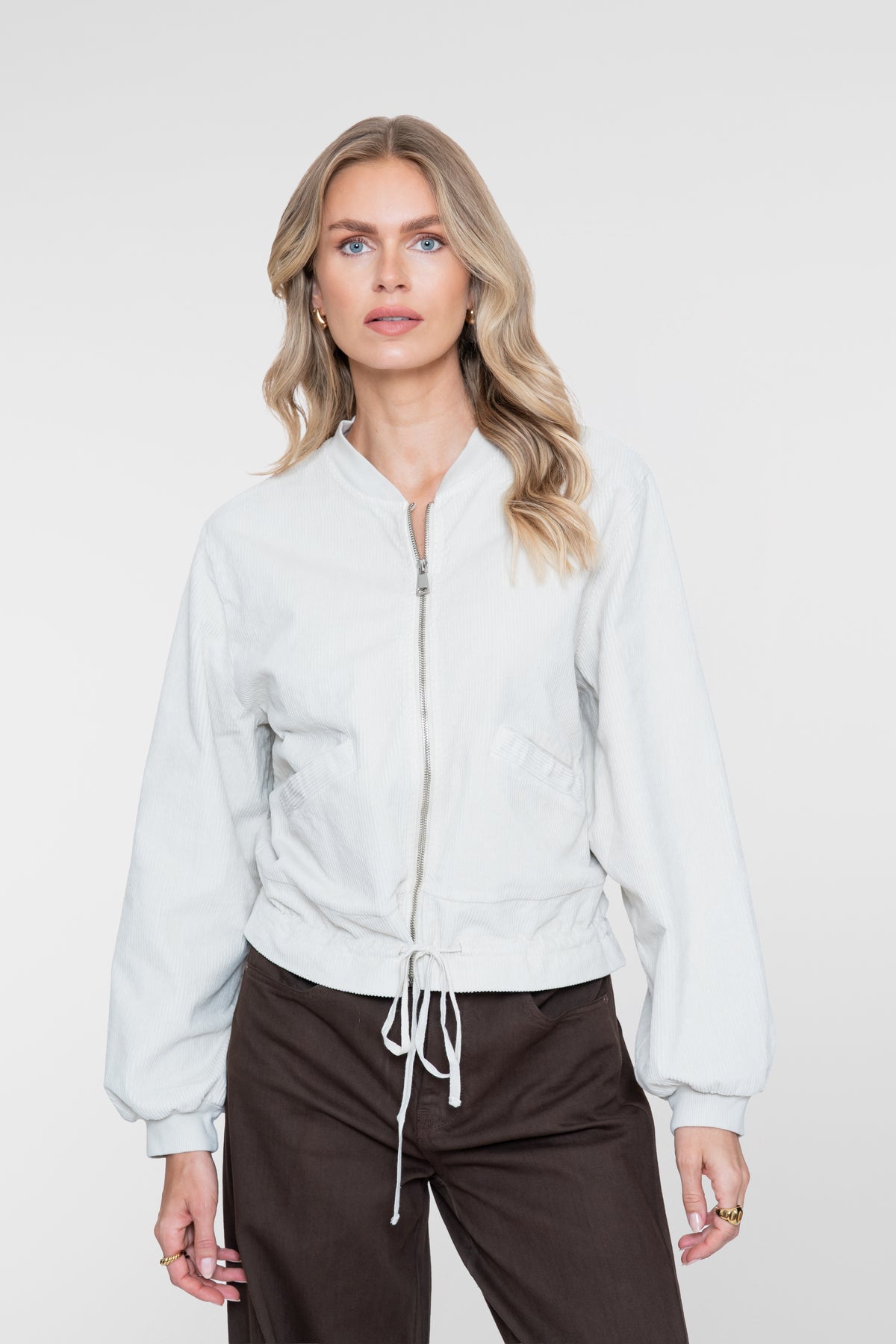 Jacke aus Cord – keine Fotos verfügbar