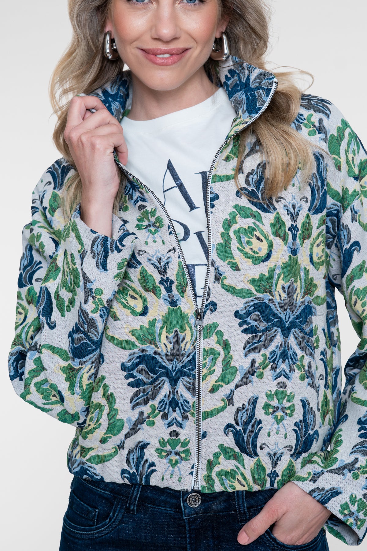 Geisha kurze Jacquardjacke mit Blumenprint und Stehkragen