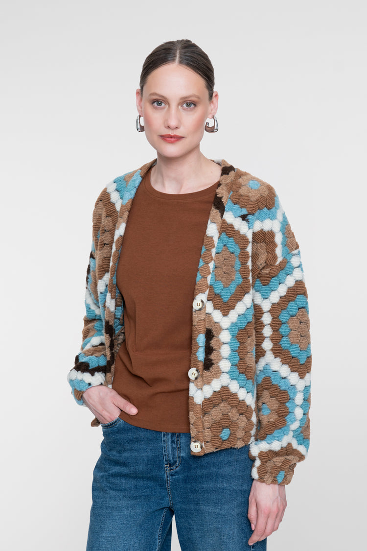 Geisha Strickjacke mit grafischem Dessin
