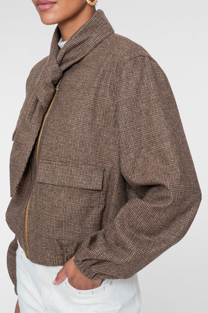 Geisha Damenjacke mit Karomuster und Schaldetail