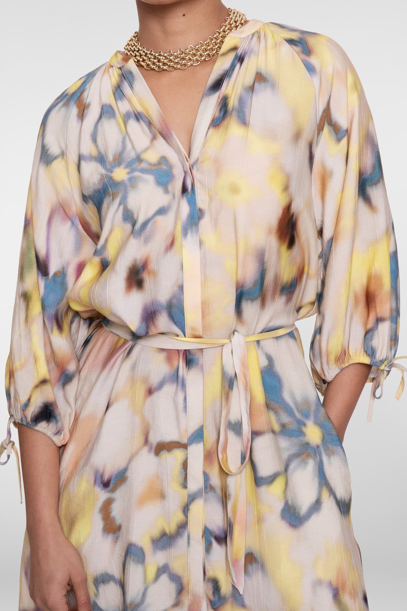 Geisha Midikleid mit Aquarell-Blumenmuster