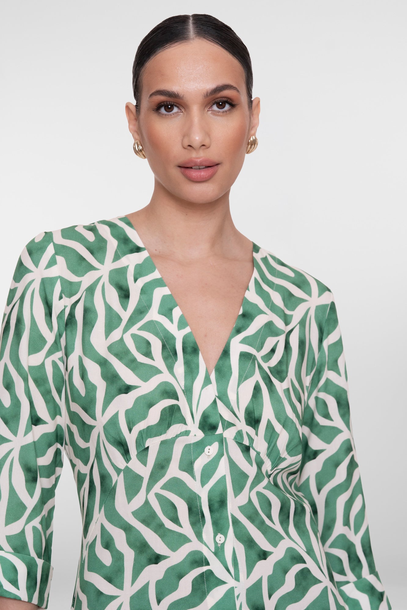 Geisha Maxikleid mit Print und V-Ausschnitt