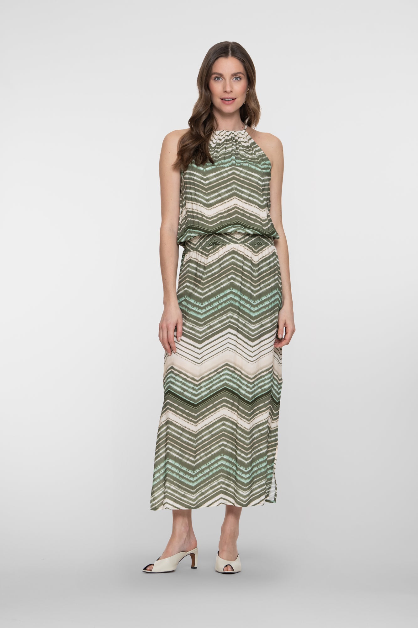 Geisha grünes Maxikleid mit Zickzackmuster