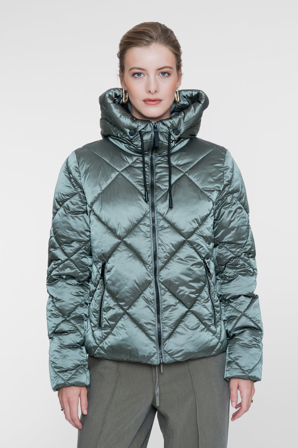 Geisha gesteppte Winterjacke mit Kapuze und Rautensteppung