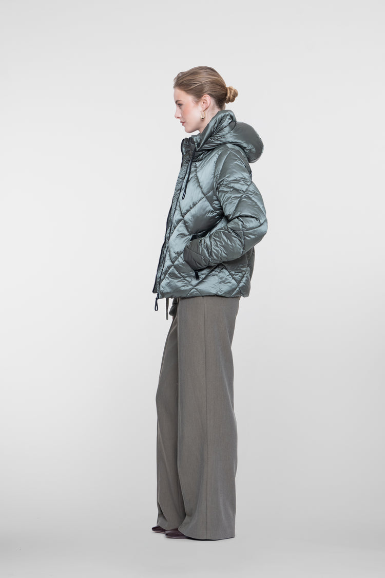 Geisha gesteppte Winterjacke mit Kapuze und Rautensteppung