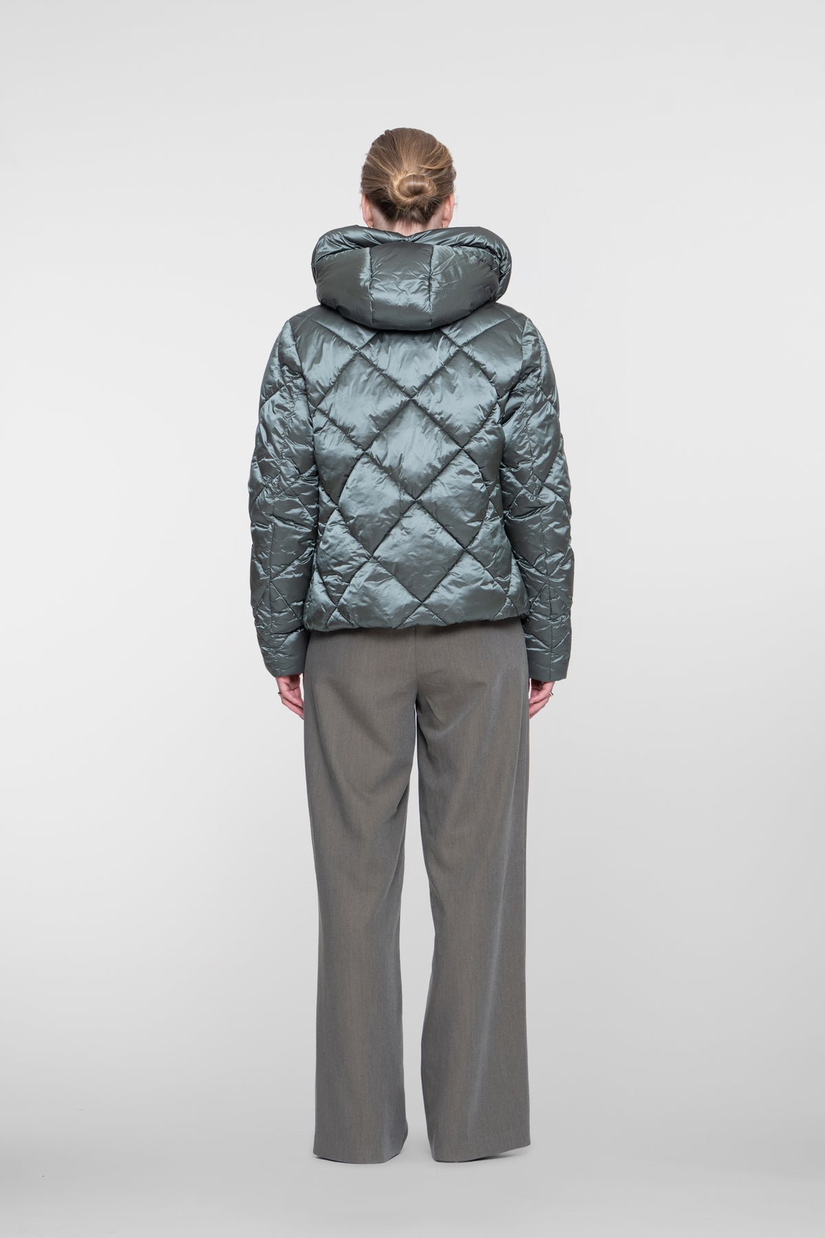 Geisha gesteppte Winterjacke mit Kapuze und Rautensteppung