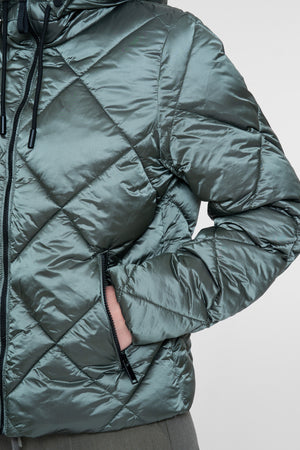 Geisha gesteppte Winterjacke mit Kapuze und Rautensteppung