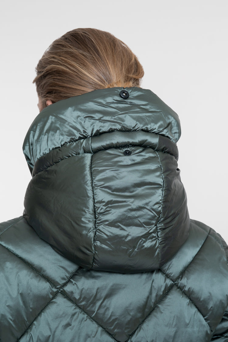 Geisha gesteppte Winterjacke mit Kapuze und Rautensteppung