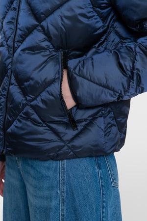 Geisha gesteppte Winterjacke mit Kapuze und Rautensteppung