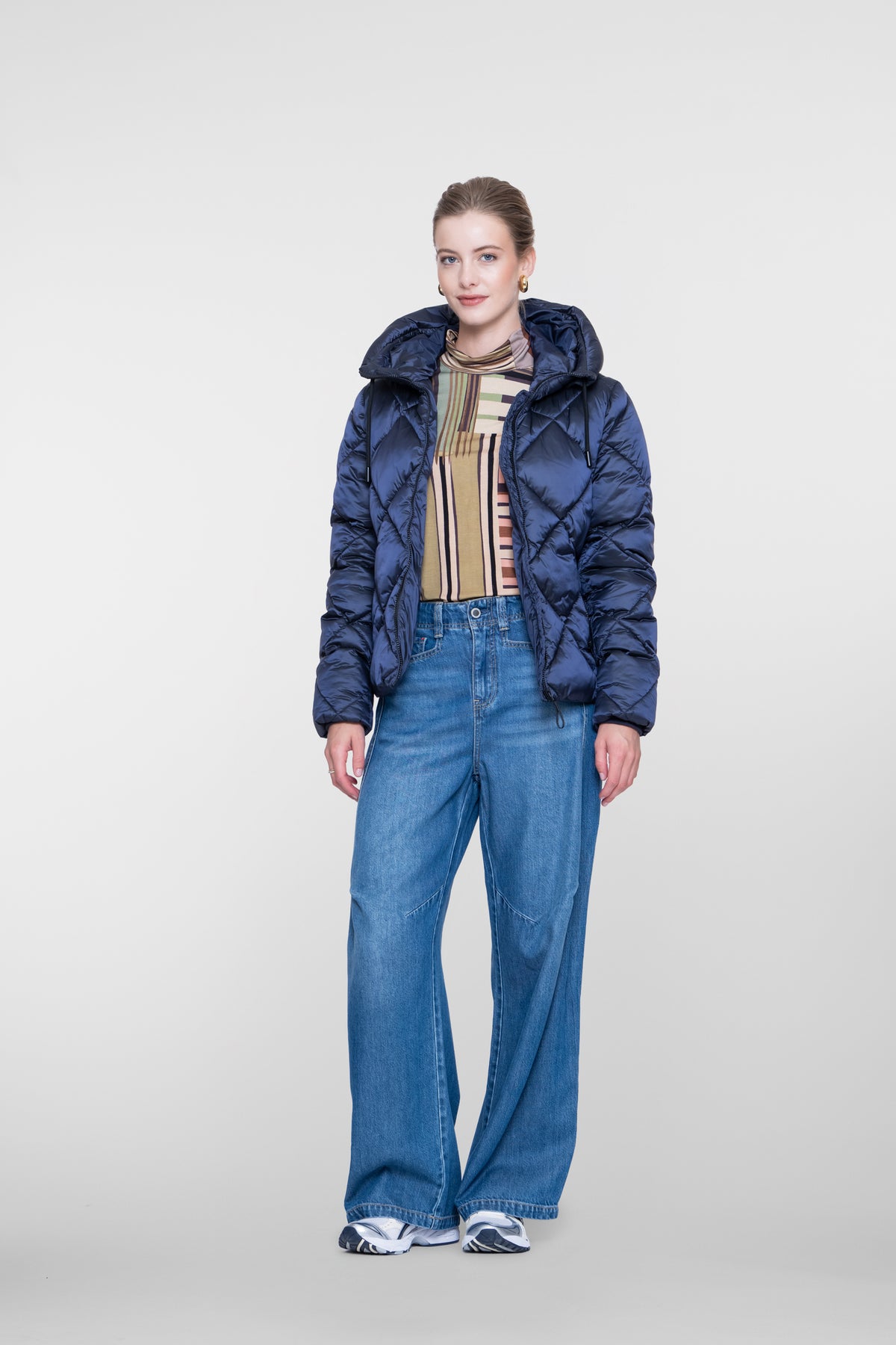 Geisha gesteppte Winterjacke mit Kapuze und Rautensteppung