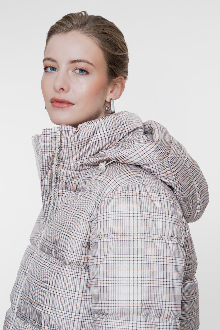 Geisha Winterjacke mit Karomuster und Kapuze