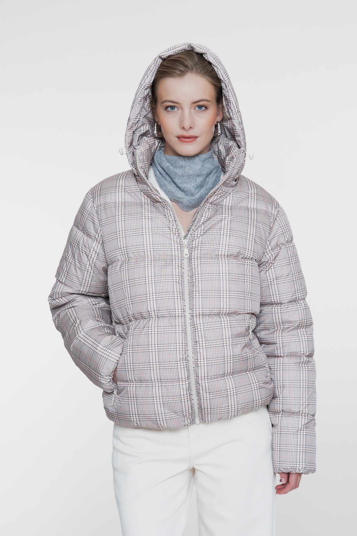 Geisha Winterjacke mit Karomuster und Kapuze