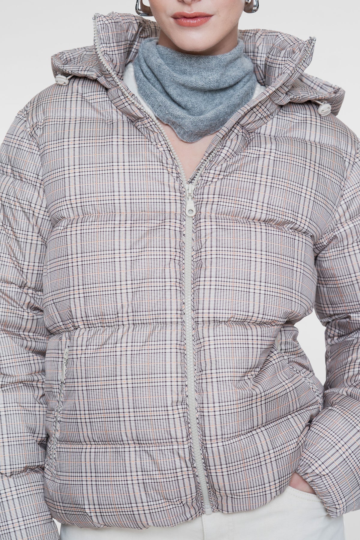 Geisha Winterjacke mit Karomuster und Kapuze