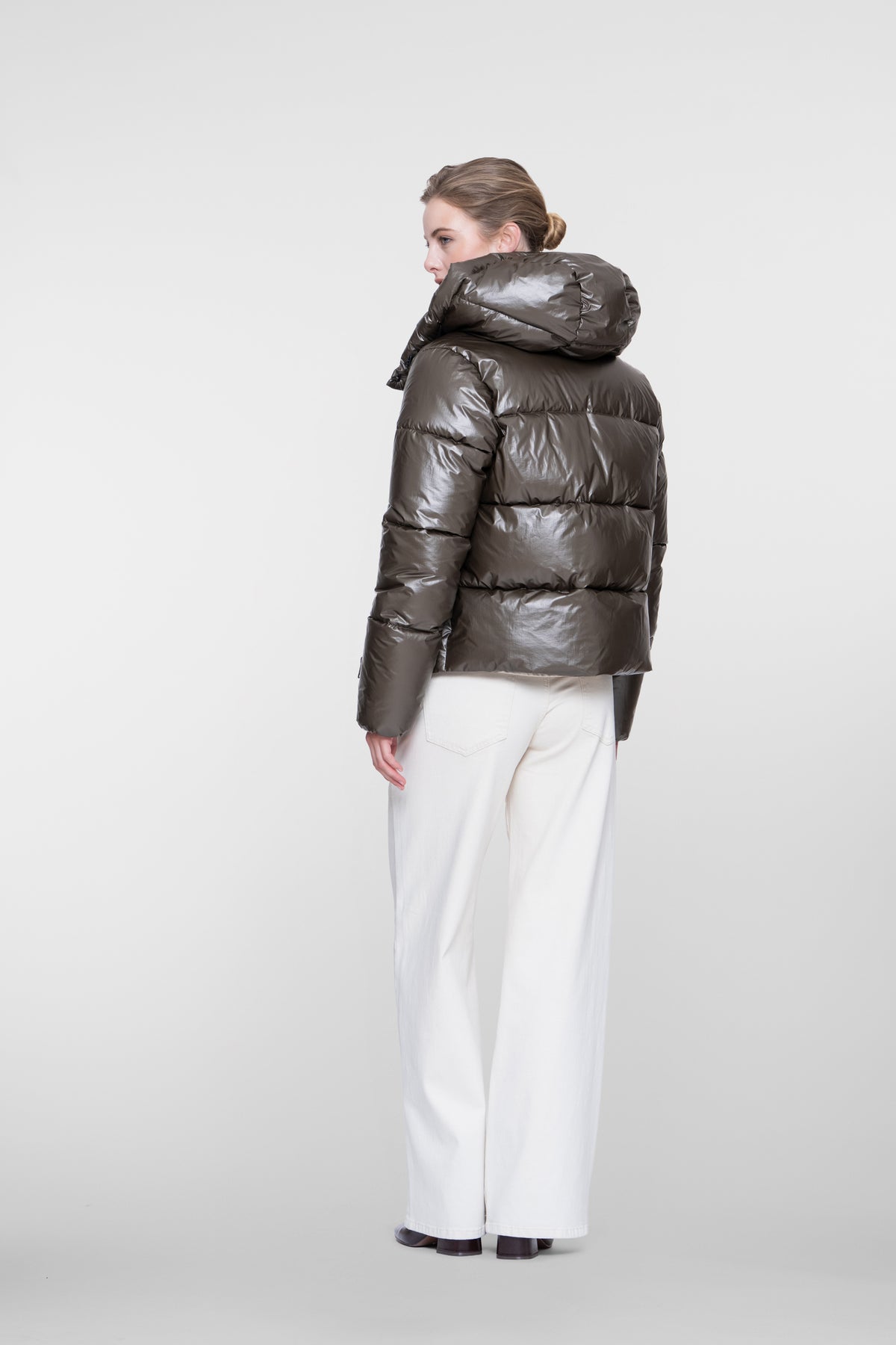 Geisha Winterjacke mit hoher Kapuze und dezentem Glanz
