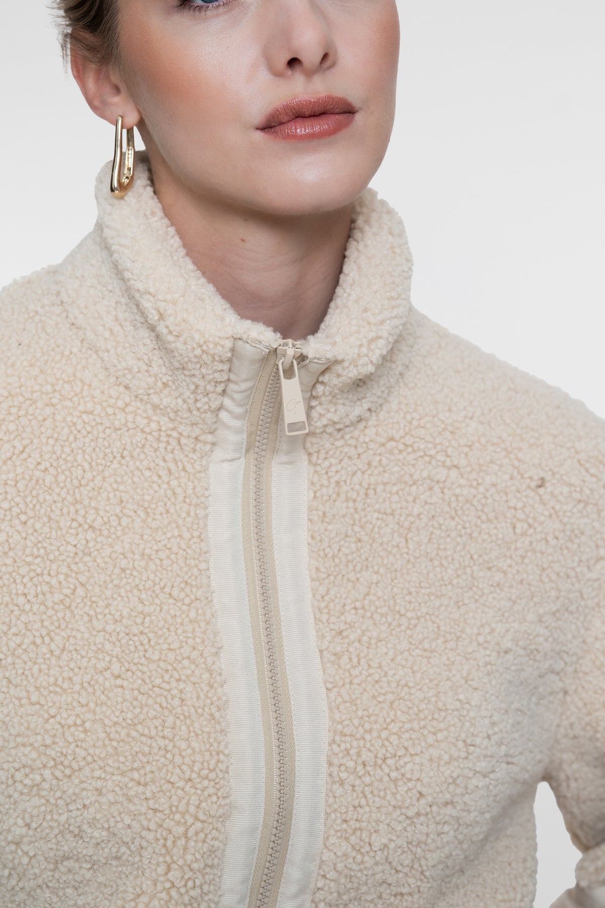 Geisha Teddyjacke mit Reißverschluss und Tape-Details