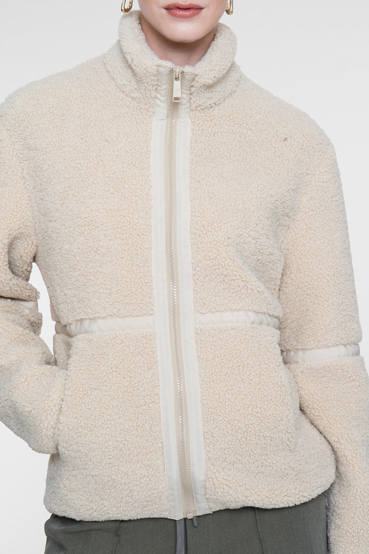 Geisha Teddyjacke mit Reißverschluss und Tape-Details