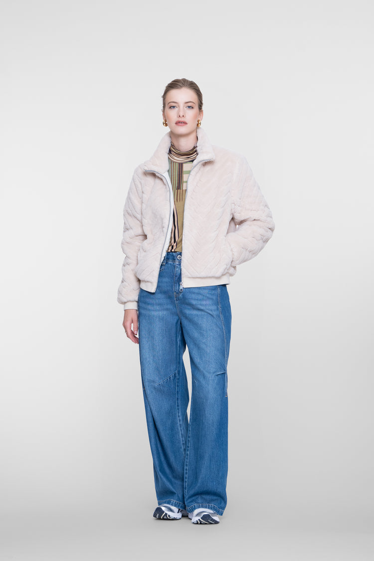 Geisha Teddyjacke mit hohem Kragen und Zickzackmuster
