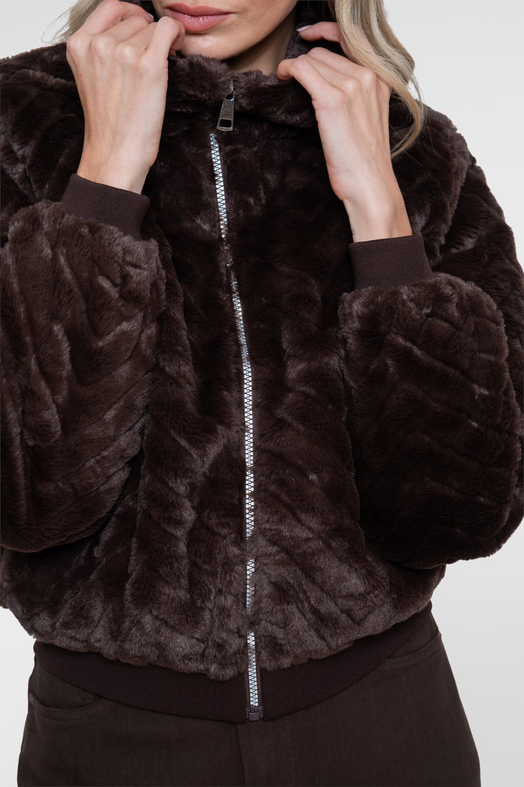 Geisha Teddyjacke mit hohem Kragen und Zickzackmuster