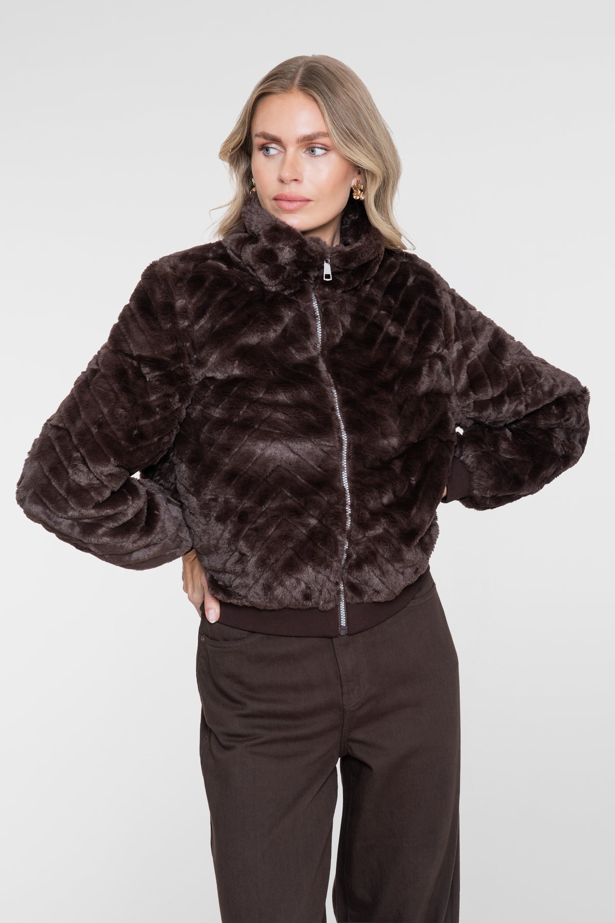 Geisha Teddyjacke mit hohem Kragen und Zickzackmuster