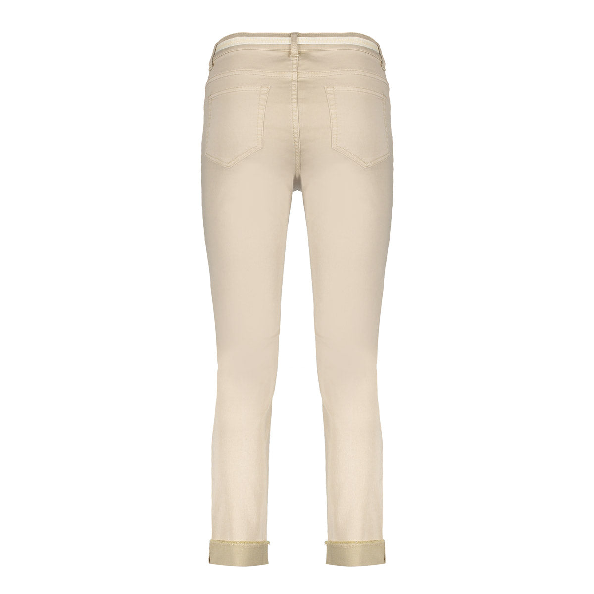 Geisha Jeans mit umgeschlagenen Hosenbeinen in Sand