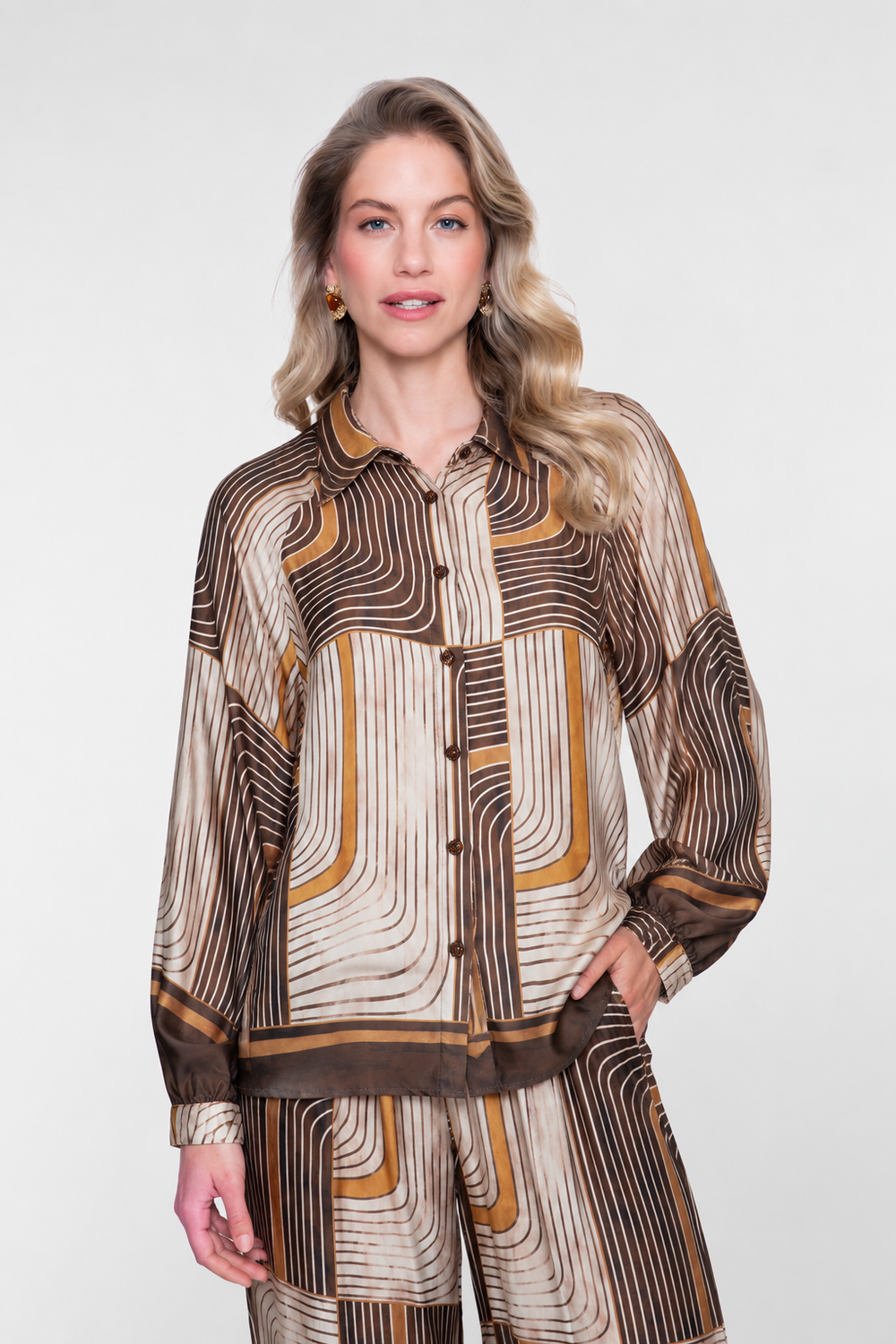 Geisha Bluse mit grafischem Print und satinartiger Optik